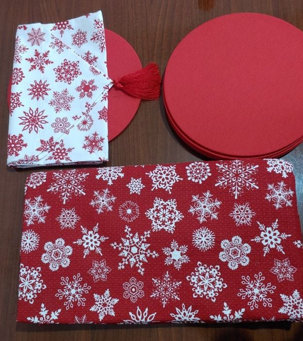 Новогодние раннер и подтарелки