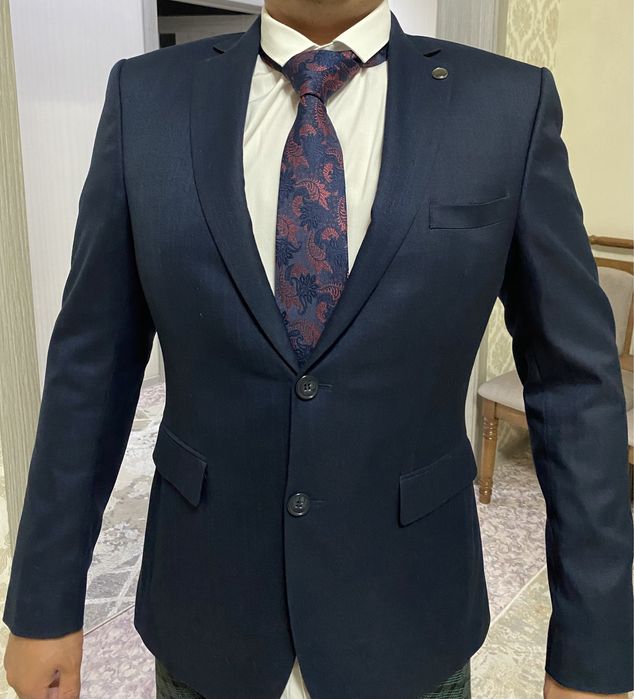 Мужской костюм