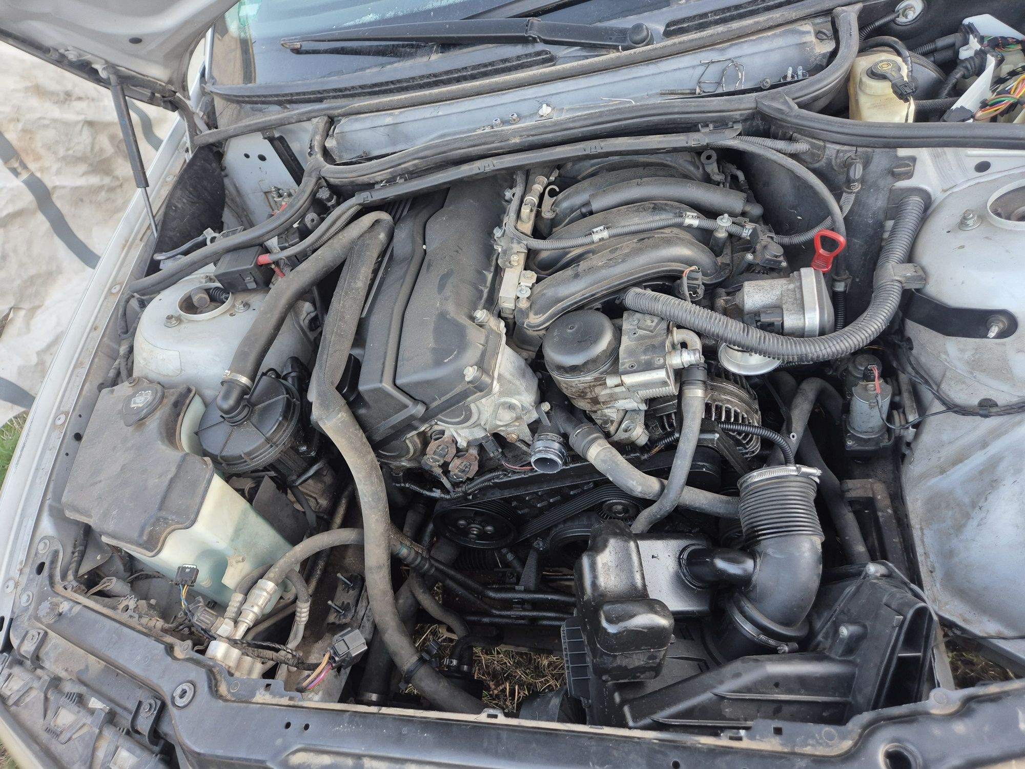 На части BMW e46