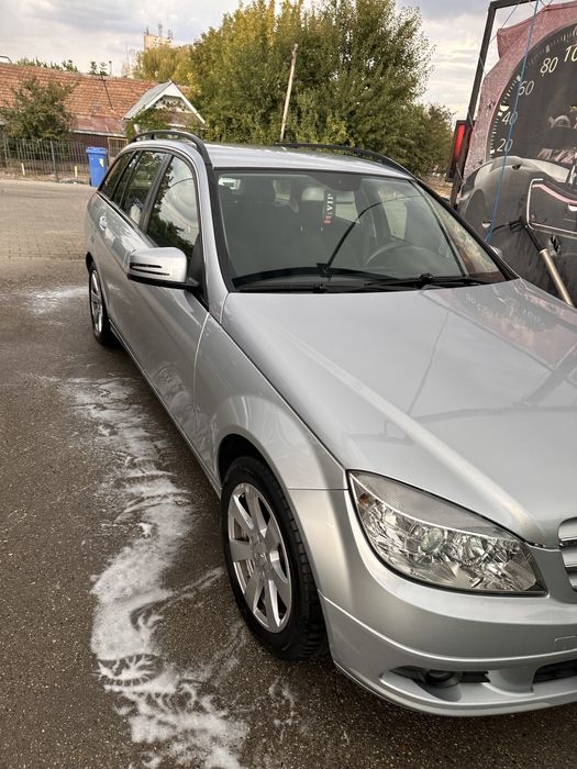 Se vinde mercedes