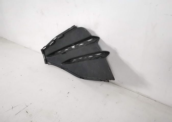 AMG решетка за проектор, дясна, оригинална Мерцедес-Бенц ГЛА-Клас / Me