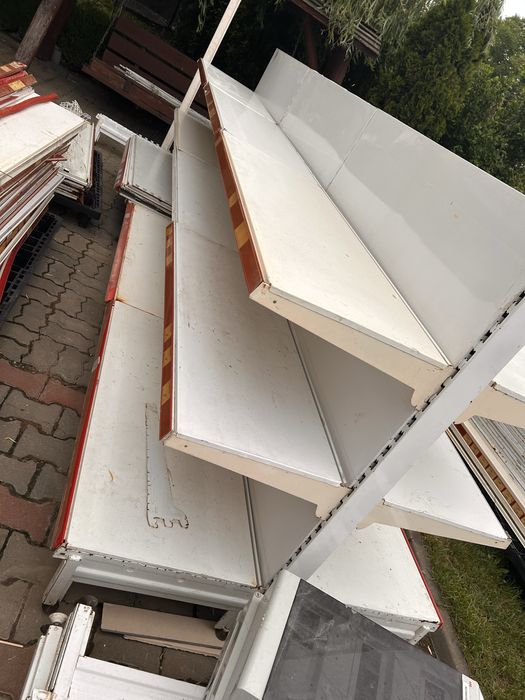 Urgent Rafturi magazin/market