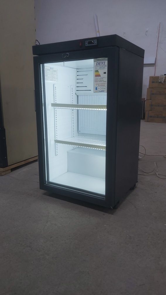 Новые витринные холодильник DEVI 571. Под офисный.