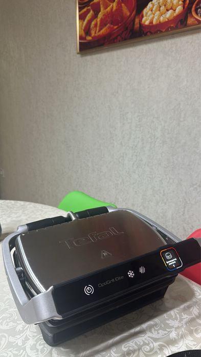 Продам грильницу tefal