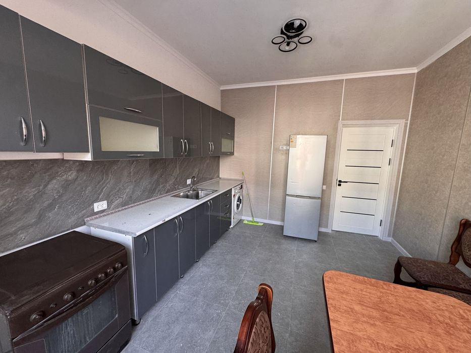 Продается 3-ком квартира, Яшнобод, ул Иззат, ЖК Азия Хаус, 1-дом 3/4/8