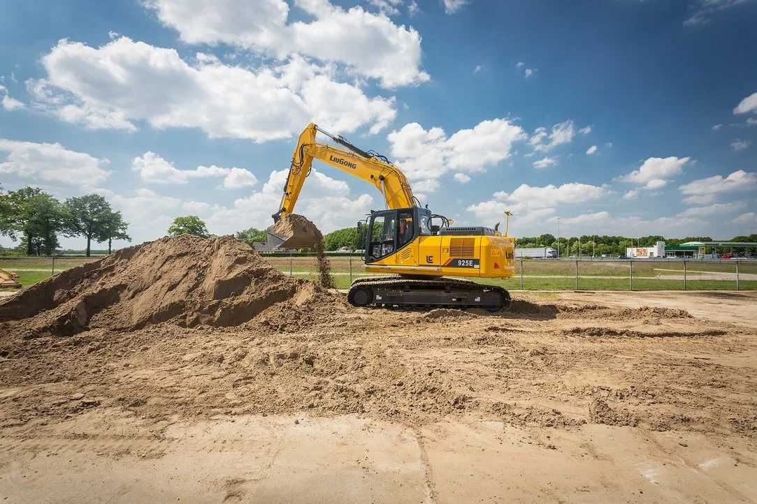 Карьер учун 1,4 кубалик экскаватор CLG925E. Олдиндан туловсиз кредит!