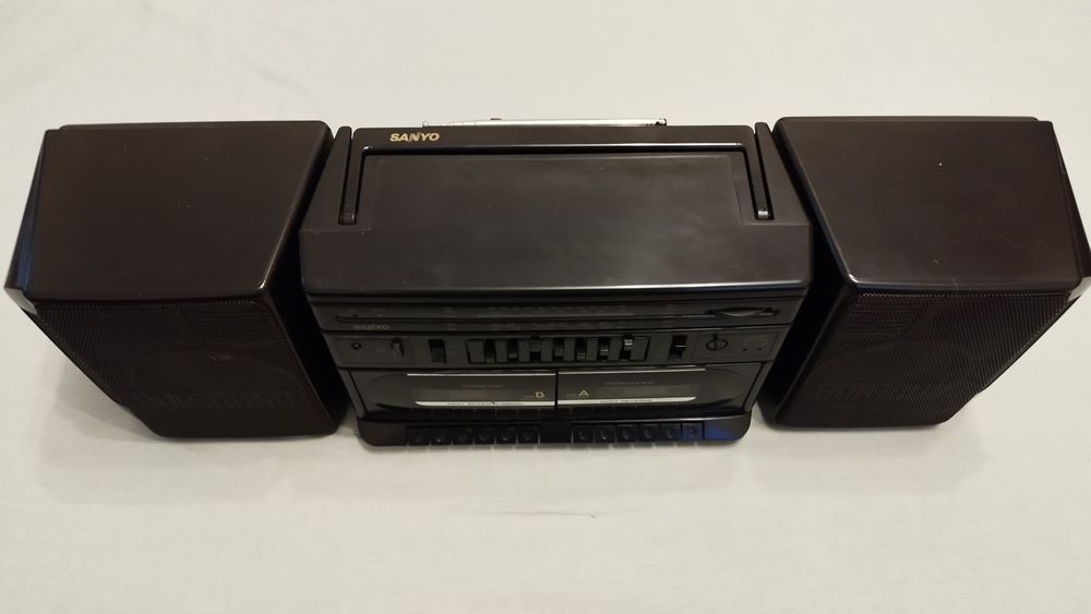 Радиокасетофон Санйо MW 242 K
