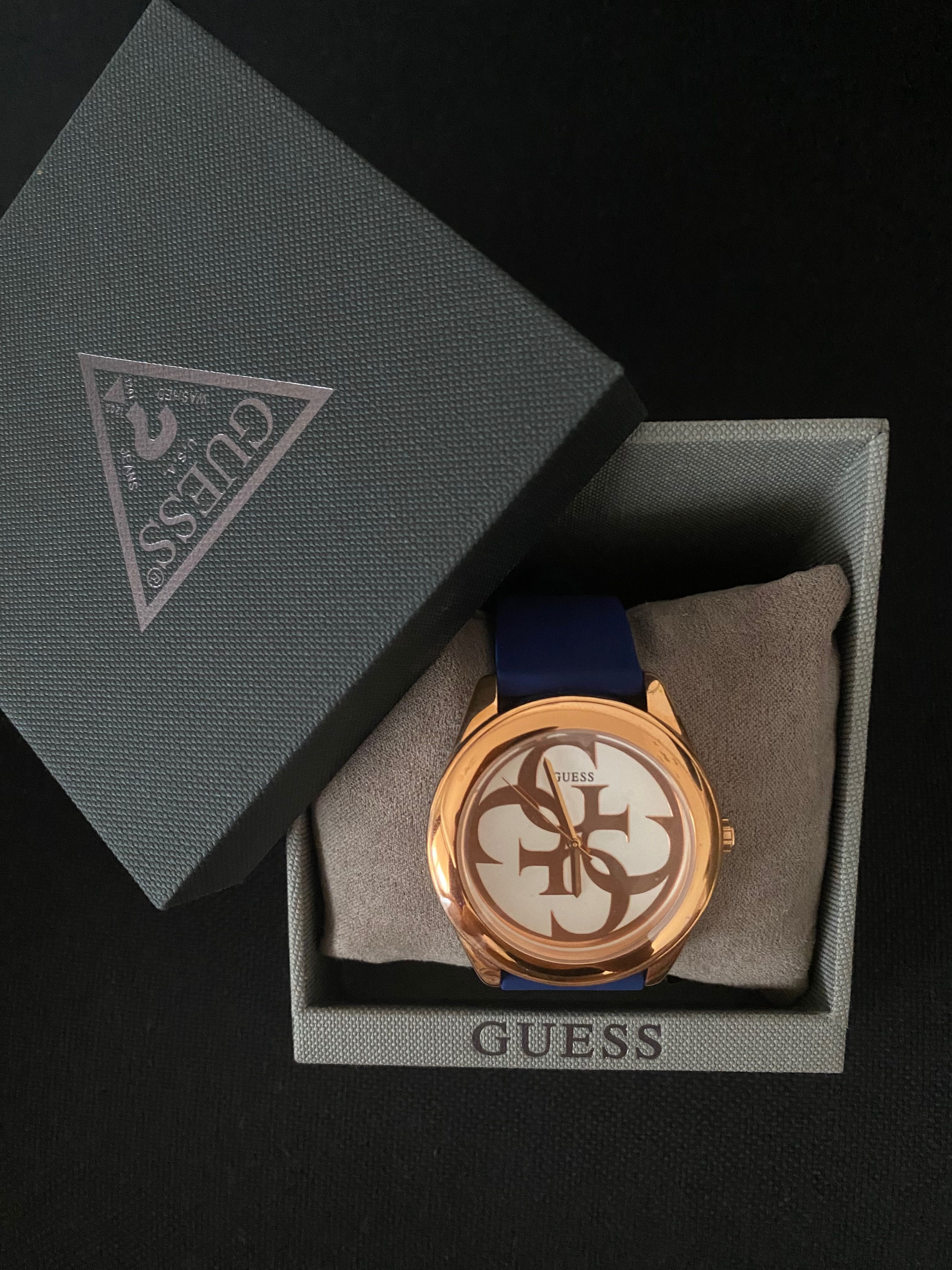 Ceas Guess Rose Gold