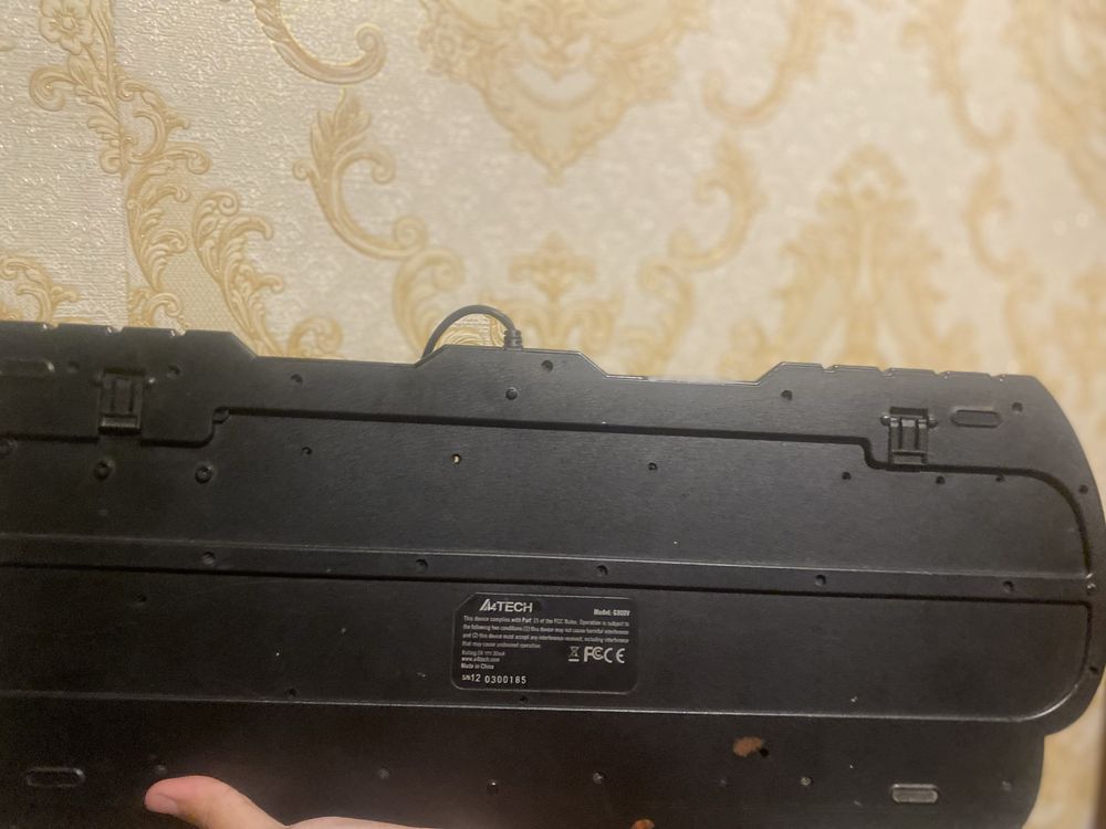 Продаю игровую клавиатуру
