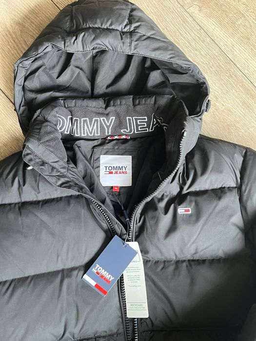 Tommy Hilfiger : Essential Down Jacket -НОВО зимно яке с пух размер XS