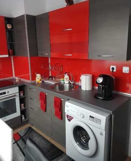 Дава се под наем Двустаен апартамент в София, Надежда 1 - 68 кв.м за 345 € - Снимка #1