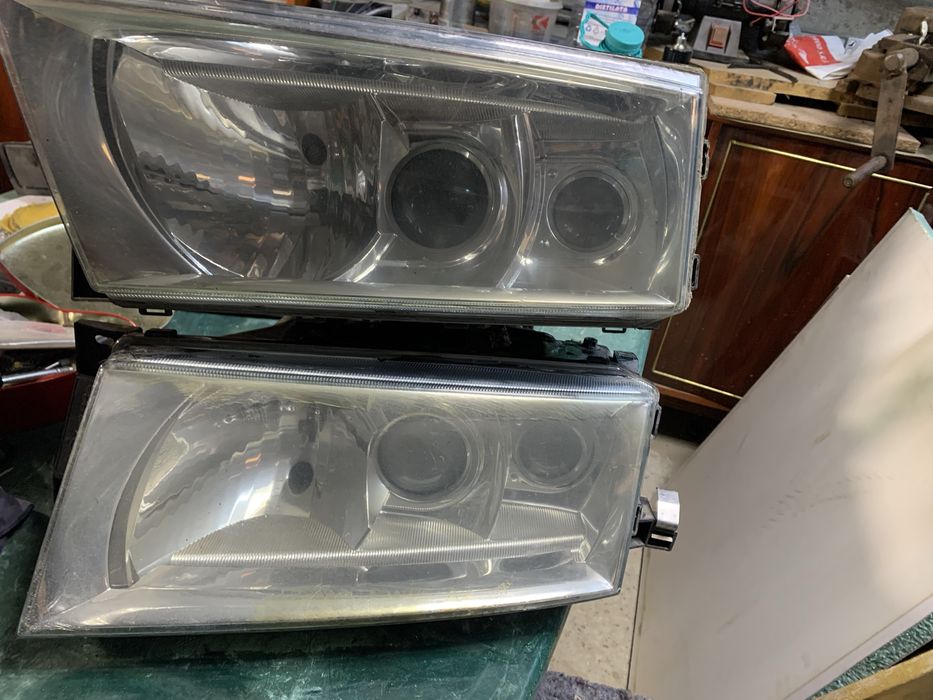 Faruri xenon octavia 1