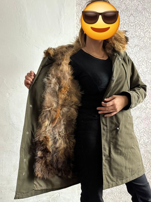 Продам зимнюю парку р. 44-46