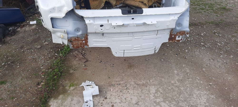 Дъно задна престилка за дачуя три.