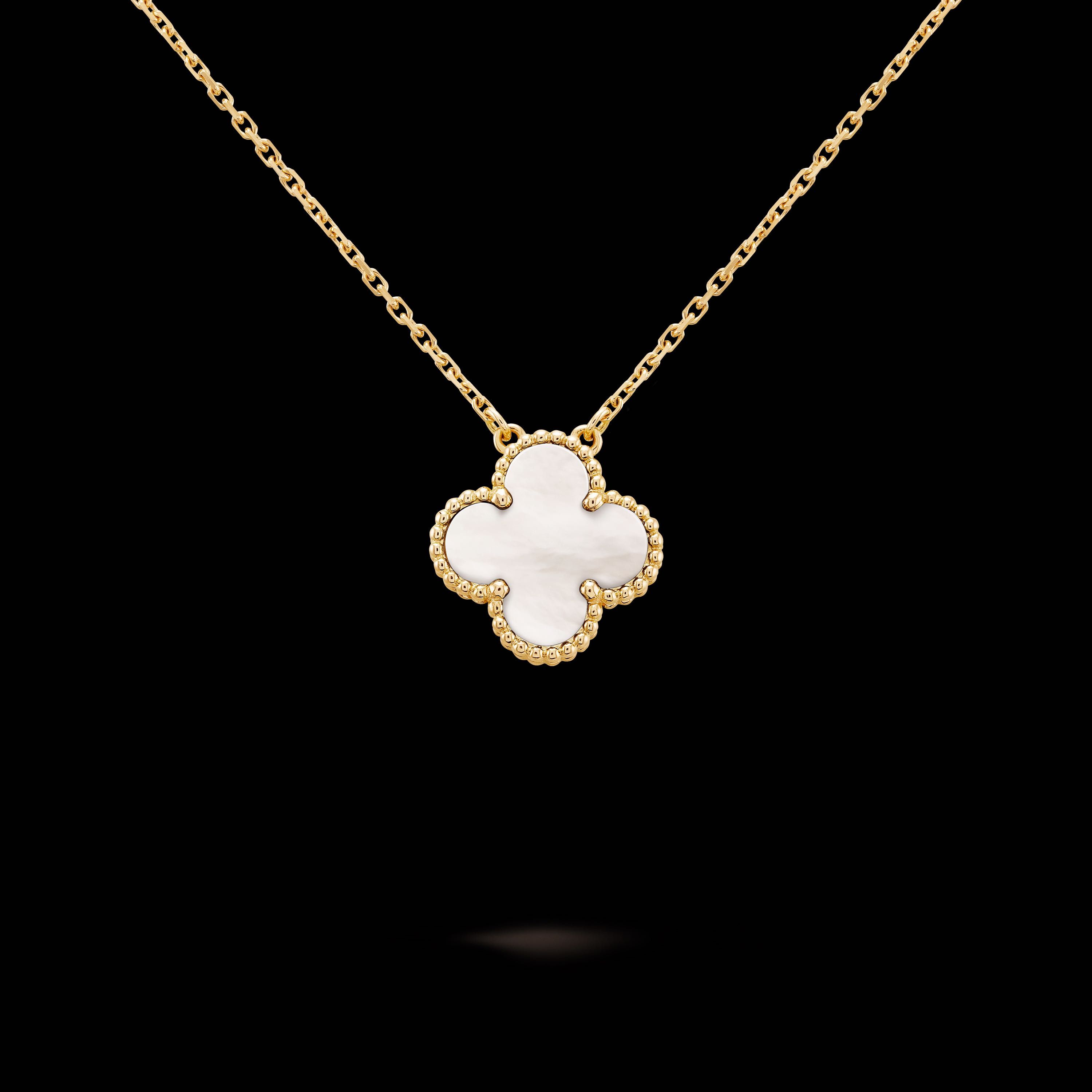 NEW Подвеска Van Cleef and Arpels Vintage Alhambra VCARA45900