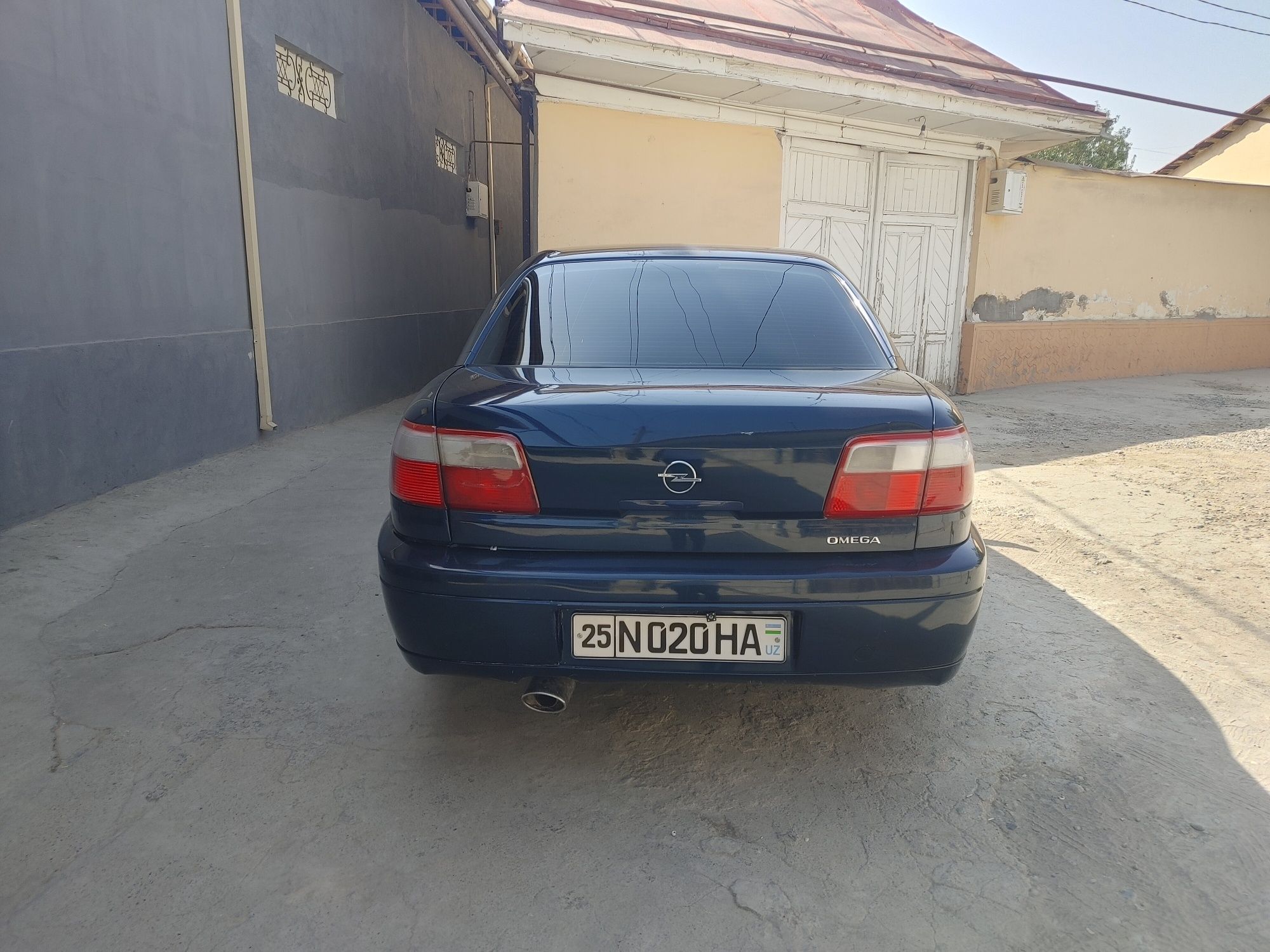 opel omega opel omega
