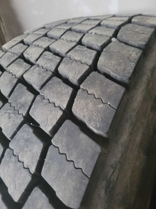 MICHELIN 315/70R22.5