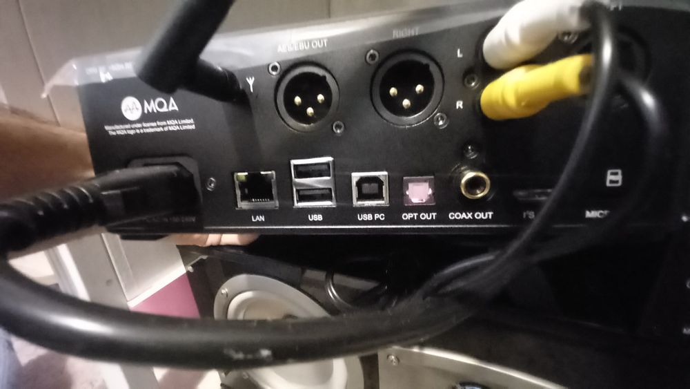 Amplificator audio 300 watts cu Bluetooth 5.2