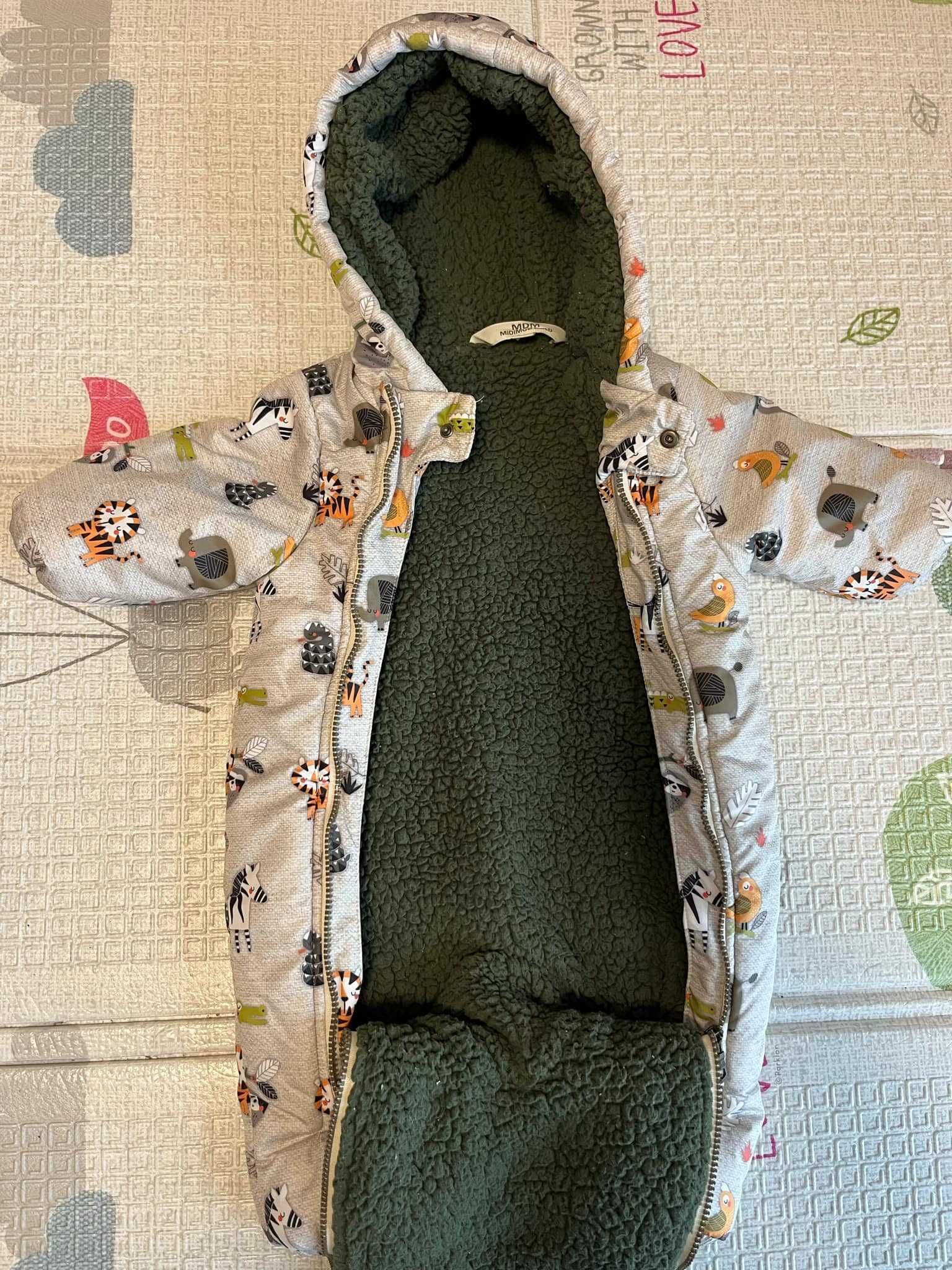 Зимен космонавт бебе