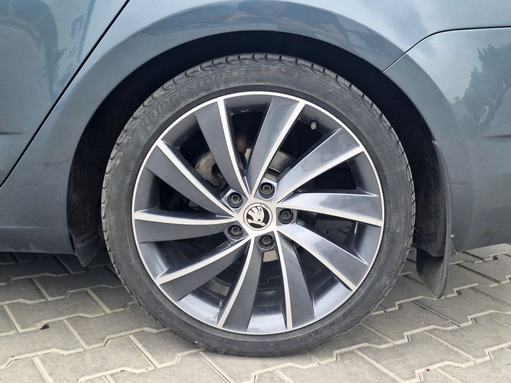 18 цола лети джанти Turbine Skoda
