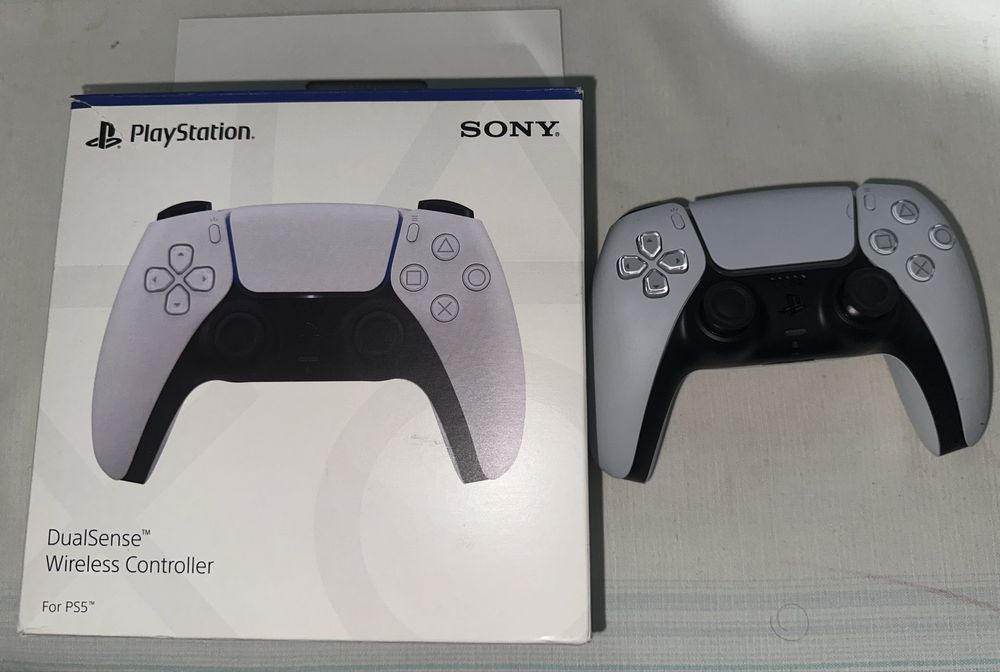 PS5 Joystick DualSense® Wireless Controller (почти новый)