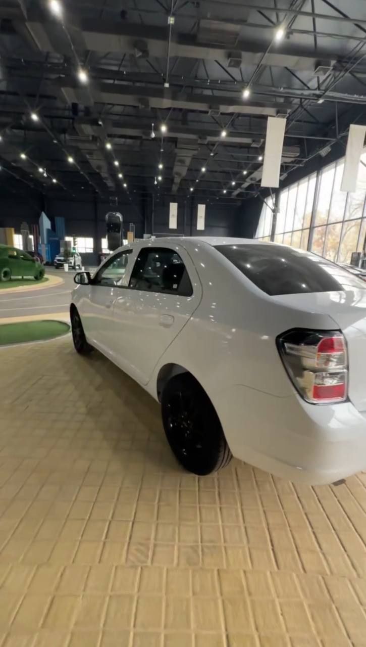 Chevrolet Cobalt midnight 2025 new model