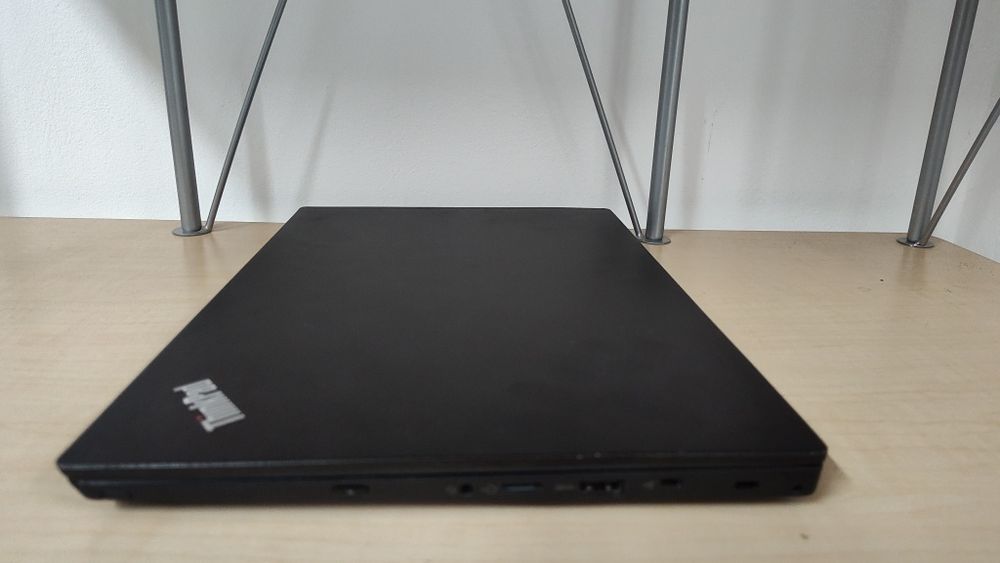 Laptop Lenovo Thinkpad  L390 I5 8365 8 GB ram SSD 256 GB