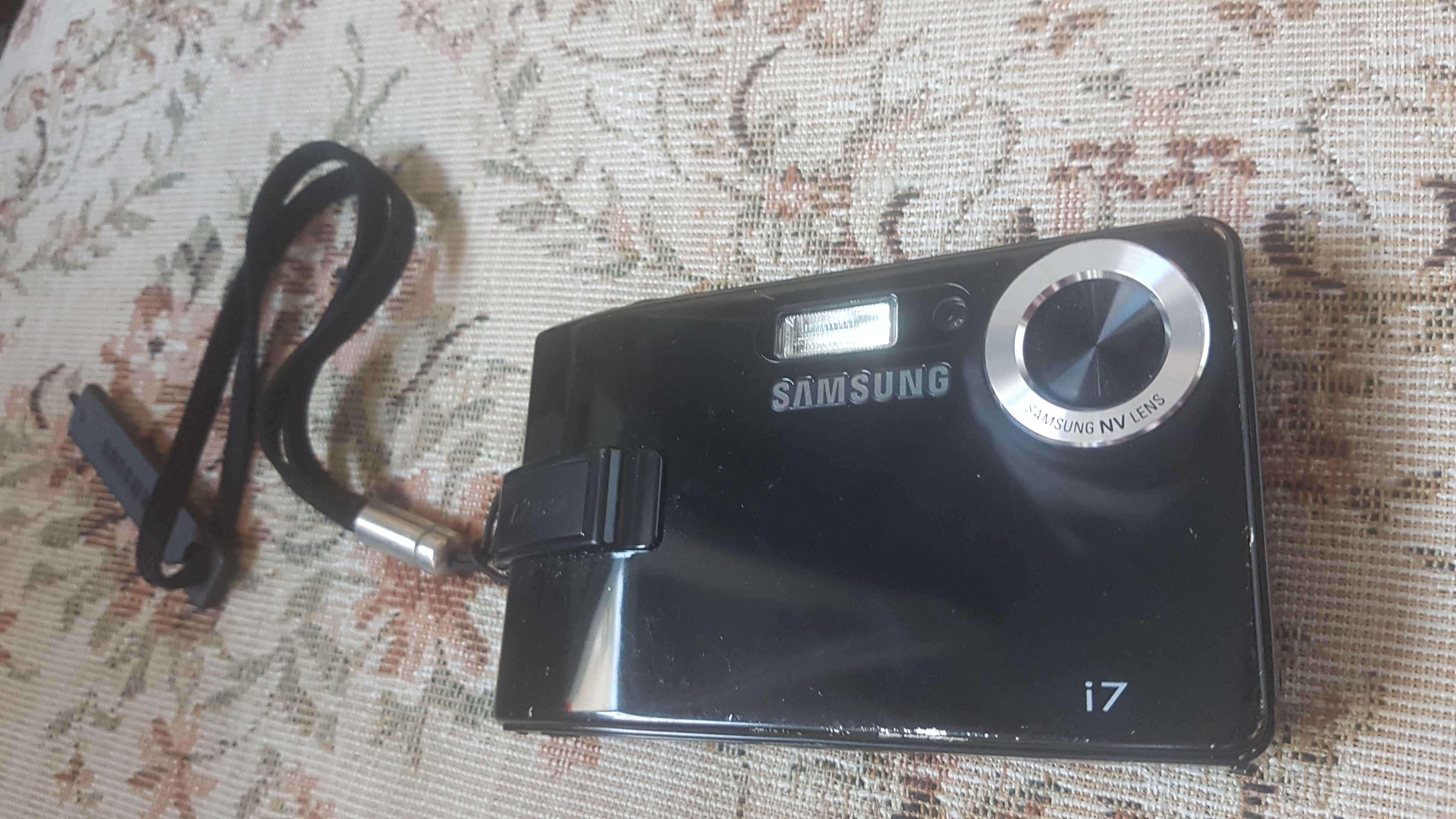 Samsung camera digitala DigiMax i7- 7.2 Mega Pixel-NV Lens aparat foto