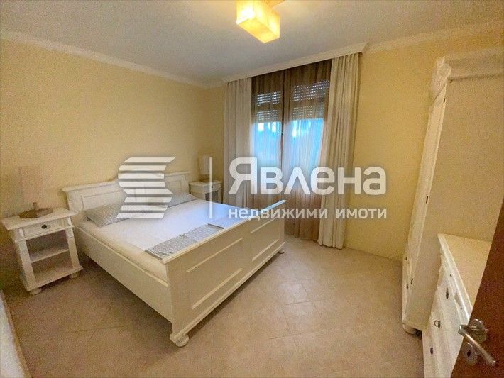 Продава се Тристаен апартамент в Созопол - 102 кв.м за 1216 €/кв.м - Снимка #2