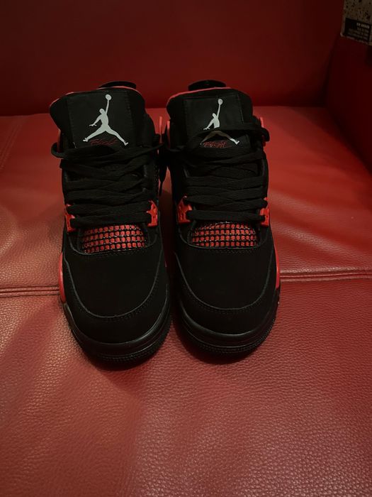 Jordan Retro 4 Thunder Red