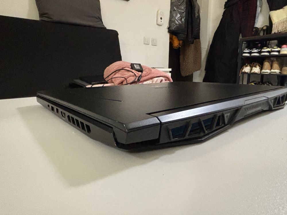Laptop Acer Predator Helios 300 PH315-52-78SWwhats