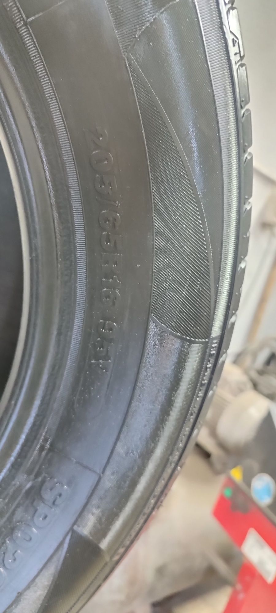 205/65R16 2  шины