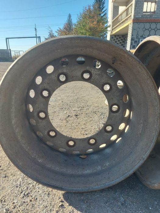 Продам диски на прицеп длинномер