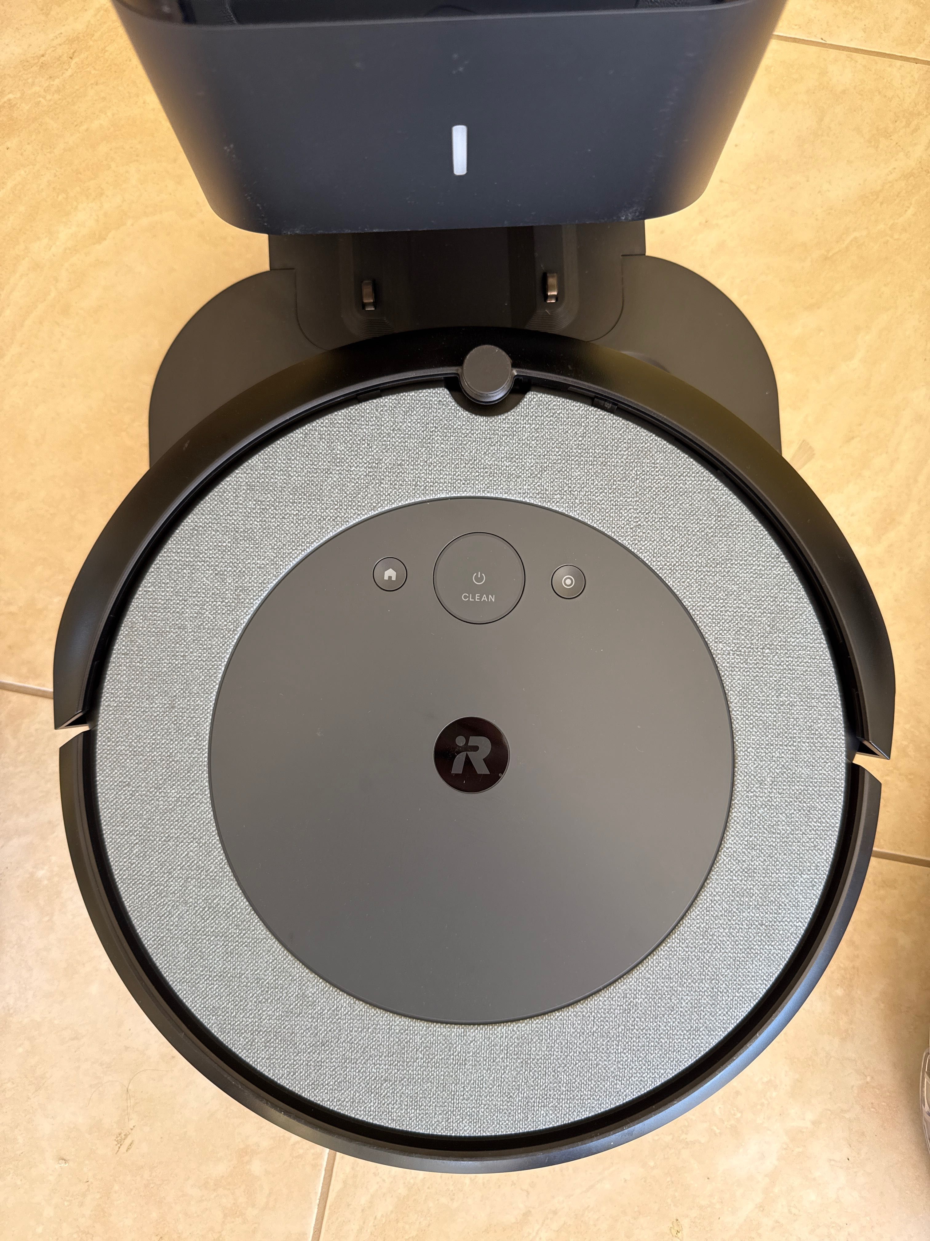 iRobot Roomba i3