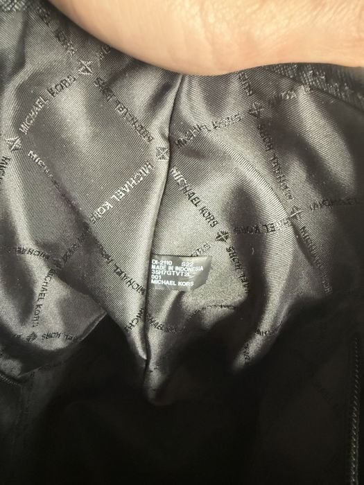 Geanta Michael Kors Saffiano Neagra