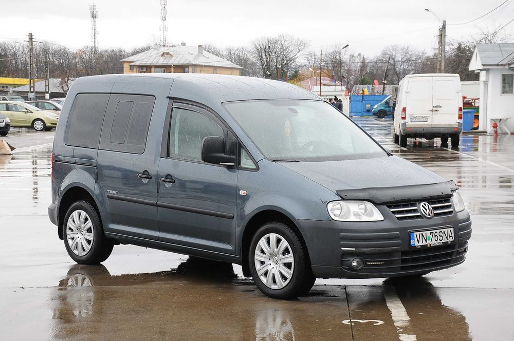 VW Caddy Team 5 usi 11.2009 1.9TDi 105 CP E4 AC/clima, Unic Proprietar