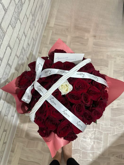 51шт роза, сыйлыққа беруге өте керемет көрінеді