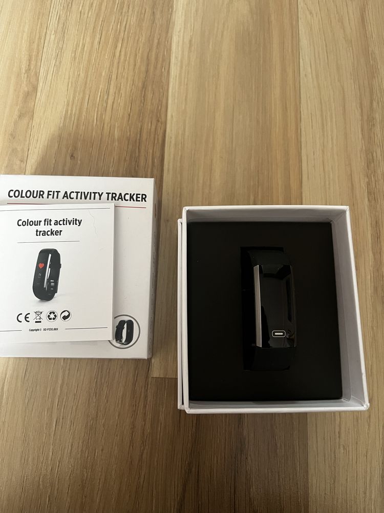 Фитнес гривна Activity tracker