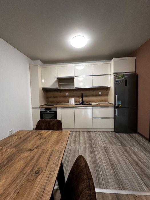 Дава се под наем Двустаен апартамент в София, Зона Б-5 - 70 кв.м за 800 € - Снимка #1