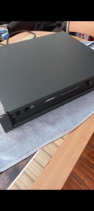 Amplificator putere Bose series 1600