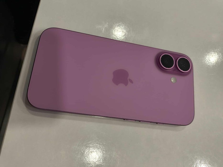 Iphone 16•128GB•Розов