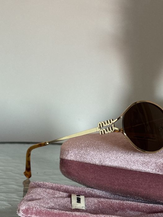 Ochelari de soare Miu Miu