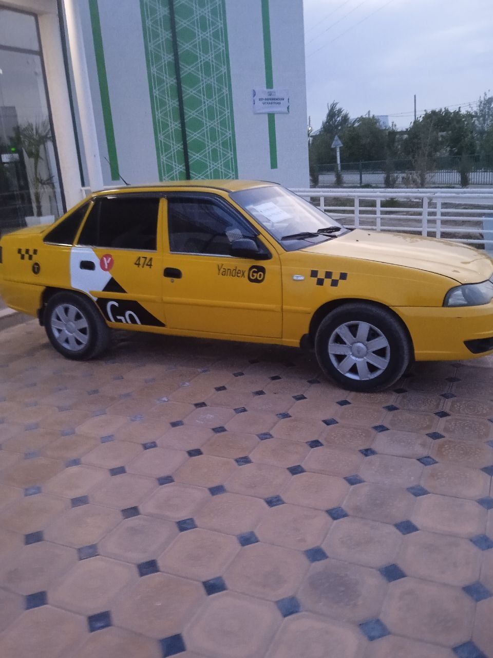 Продам машина нексия шевролет 2