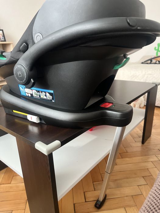 Kikka Boo i-Prime i-Size Isofix Стол (кошница) за кола и база комплект