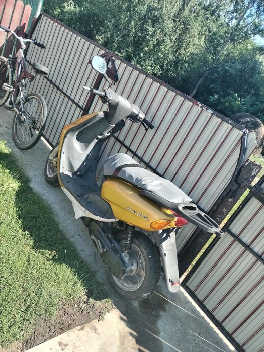 Vând scuter yamaha neos 50cc 2t stare bună de funcționare cu acte