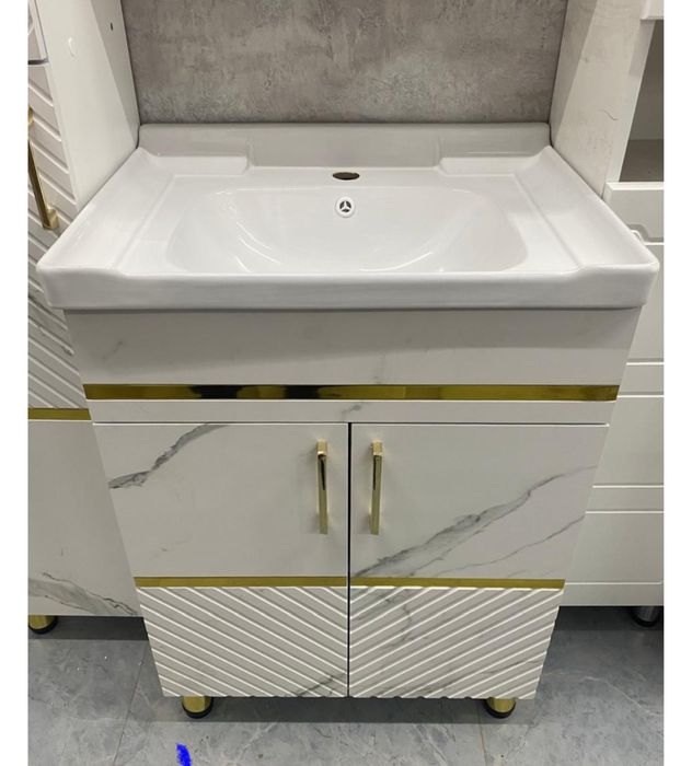 Тумбы с раковиной разные