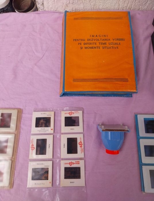 Diascop vechi și diapozitive vechi de colecție.