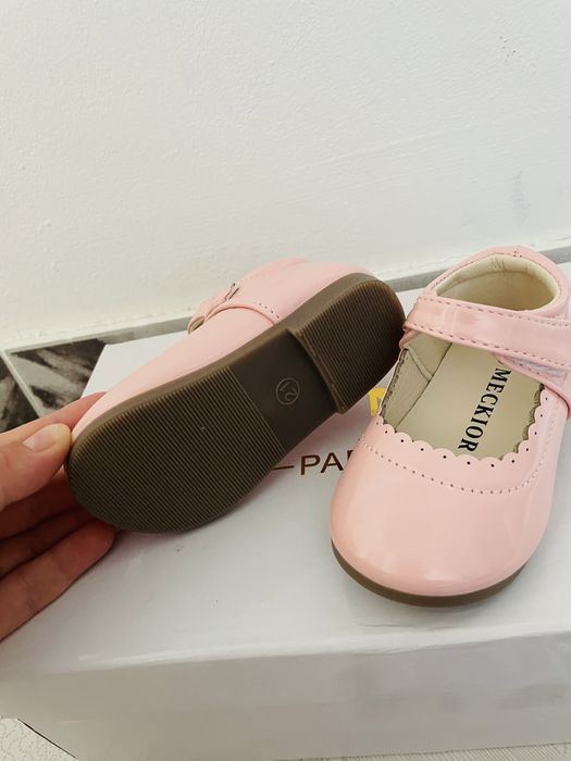 Pantofi pentru fetite