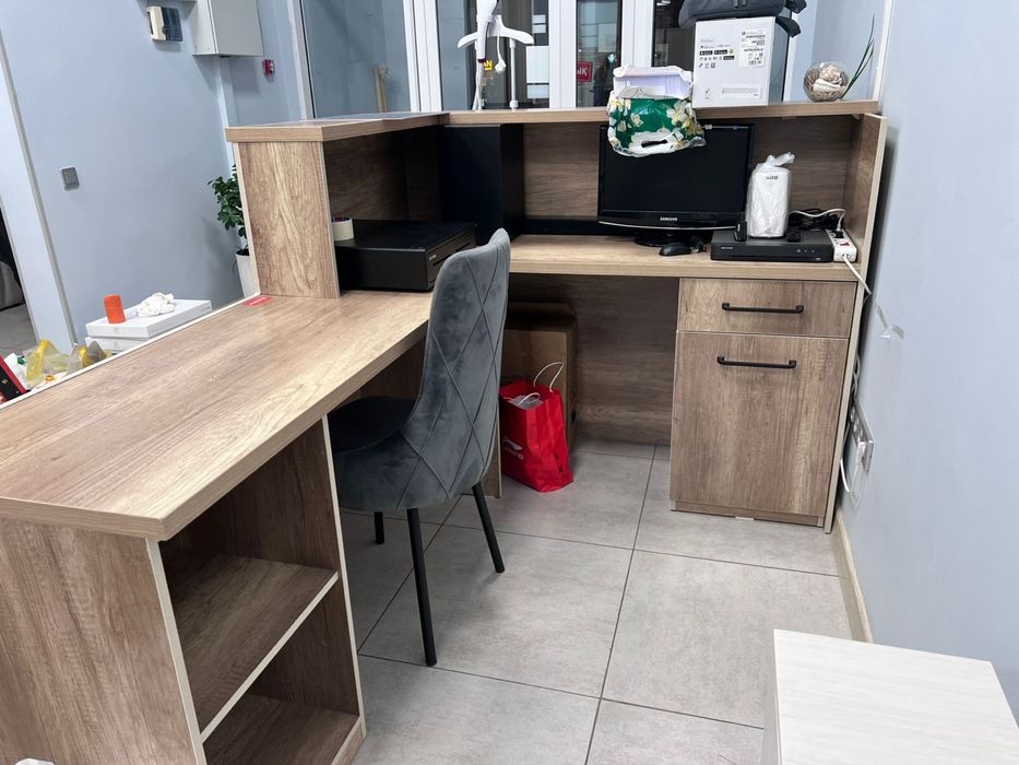 Продам Торговое оборудование под текстиль одежду самовывоз