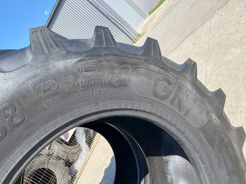 Marca GRI 710/70R38 pentru tractor spate cu livrare rapida